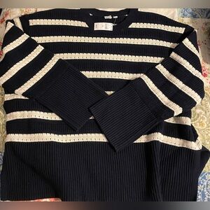 NWT GAP women’s sweater